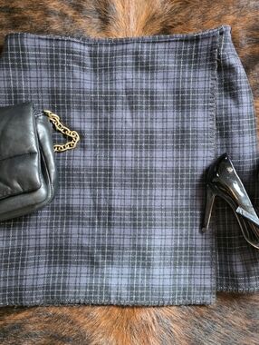 Eddie Bauer Plaid Wool Blend Wrap Skirt Size 12 Dark Academia Preppy